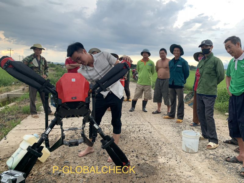 Máy bay phun thuốc trừ sâu – mang niềm vui đến Tây Nguyên